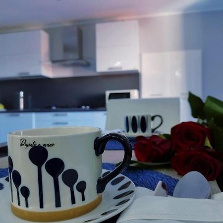 Casa Vacanza "Marinella" スルモナ エクステリア 写真